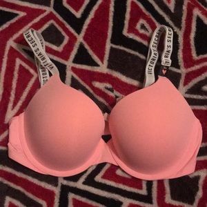 36c Victoria secret bra with labeled straps